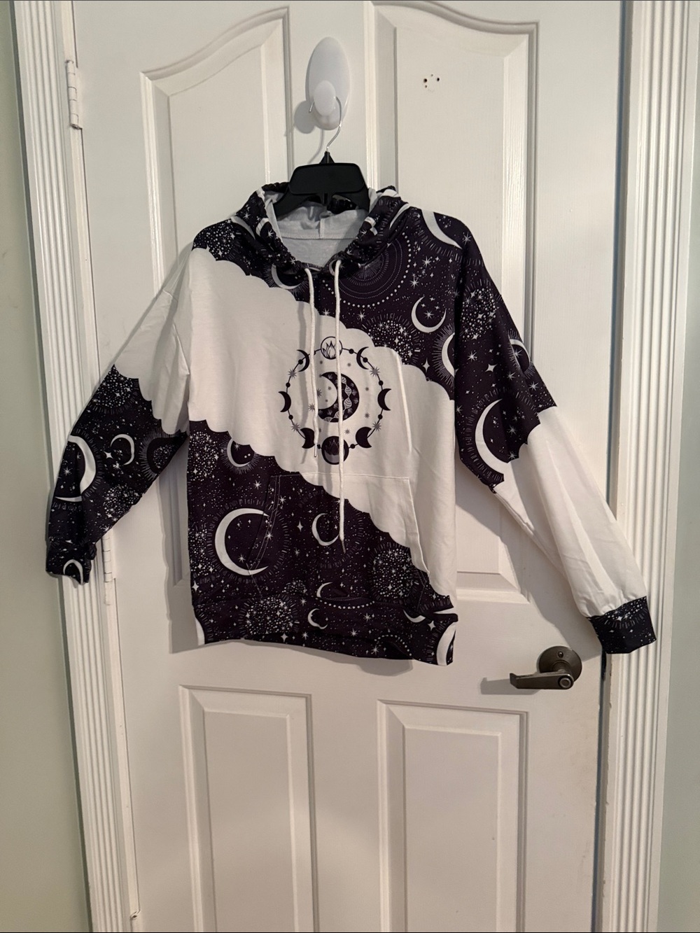 Celestial Moon Print Women’s Hoodie - Black & White